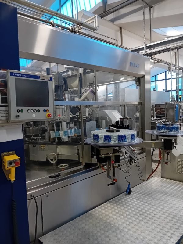 LINEA DI IMBOTTIGLIAMENTO USATA PER BOTTIGLIE PET COMPLETA-12